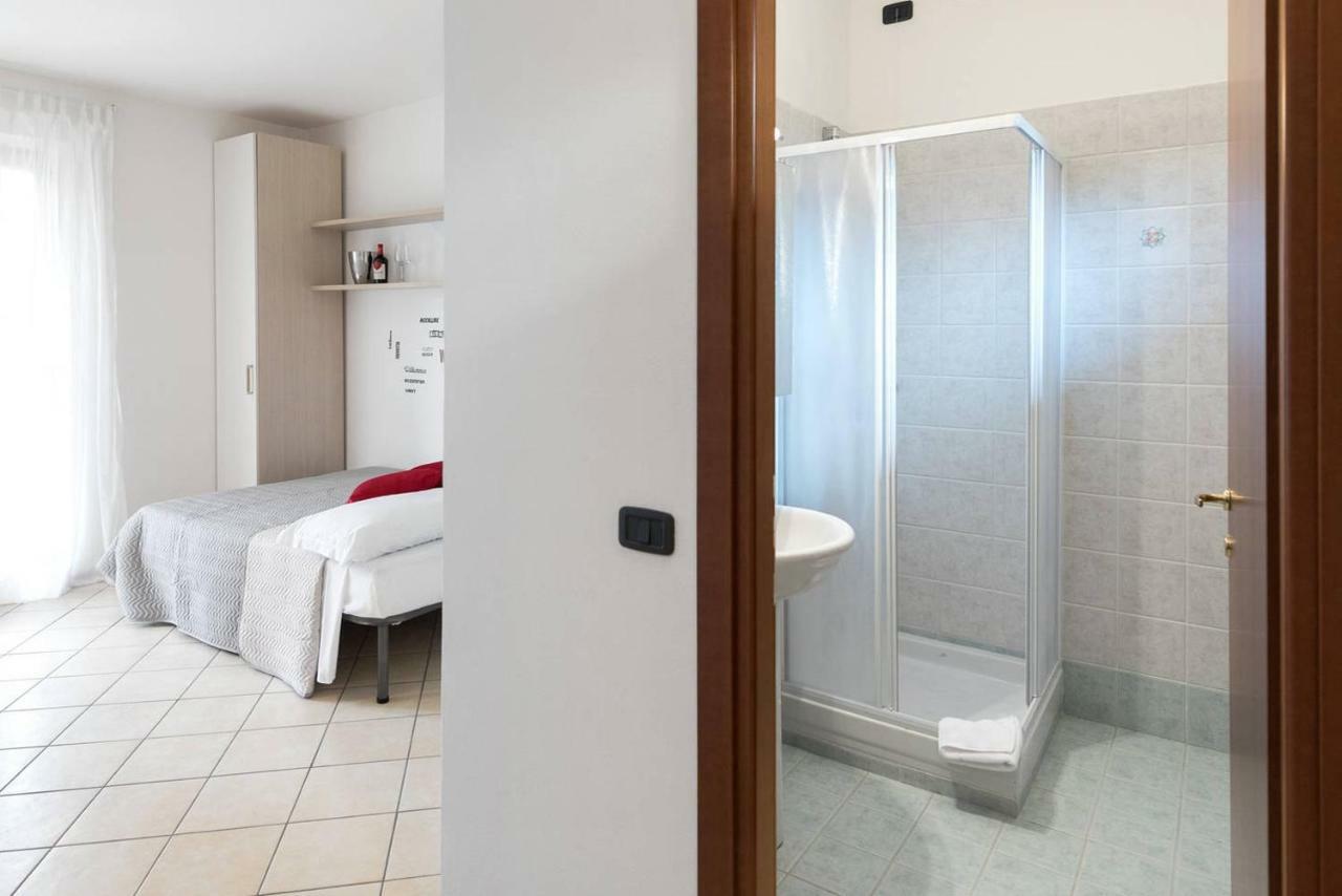 San Benedetto Di Lugana 2 Apartment Peschiera del Garda Luaran gambar