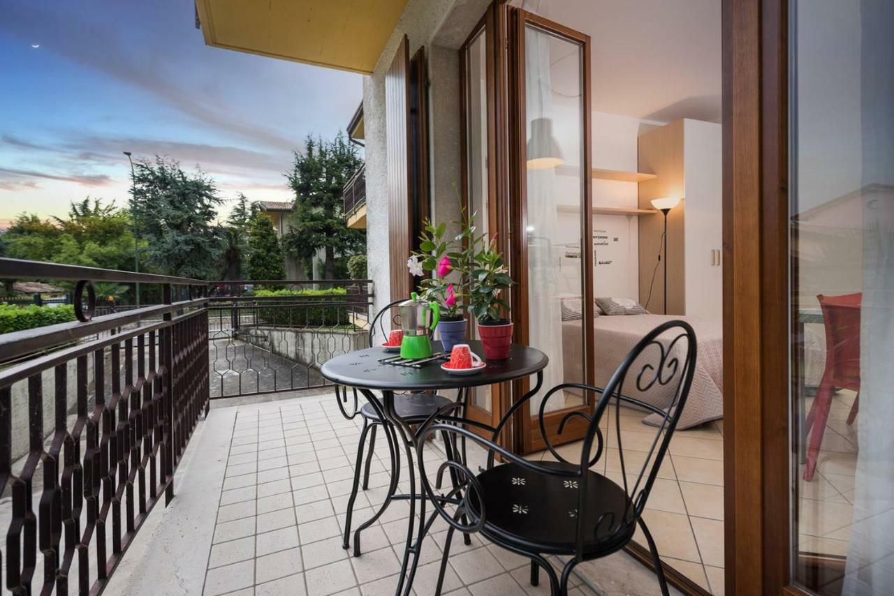 San Benedetto Di Lugana 2 Apartment Peschiera del Garda Luaran gambar