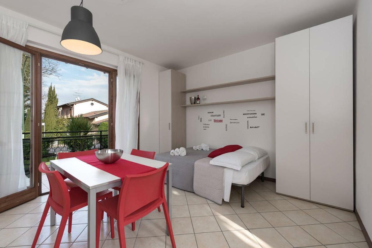 San Benedetto Di Lugana 2 Apartment Peschiera del Garda Luaran gambar